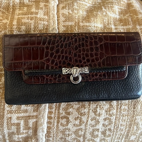 BRIGHTON VTG BLACK/BROWN WALLET /CROSSBODY - Picture 1 of 14